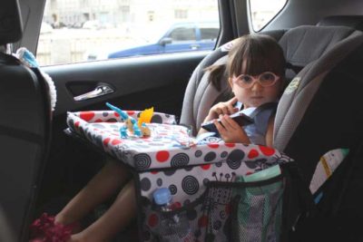 Чем занять детей в машине
